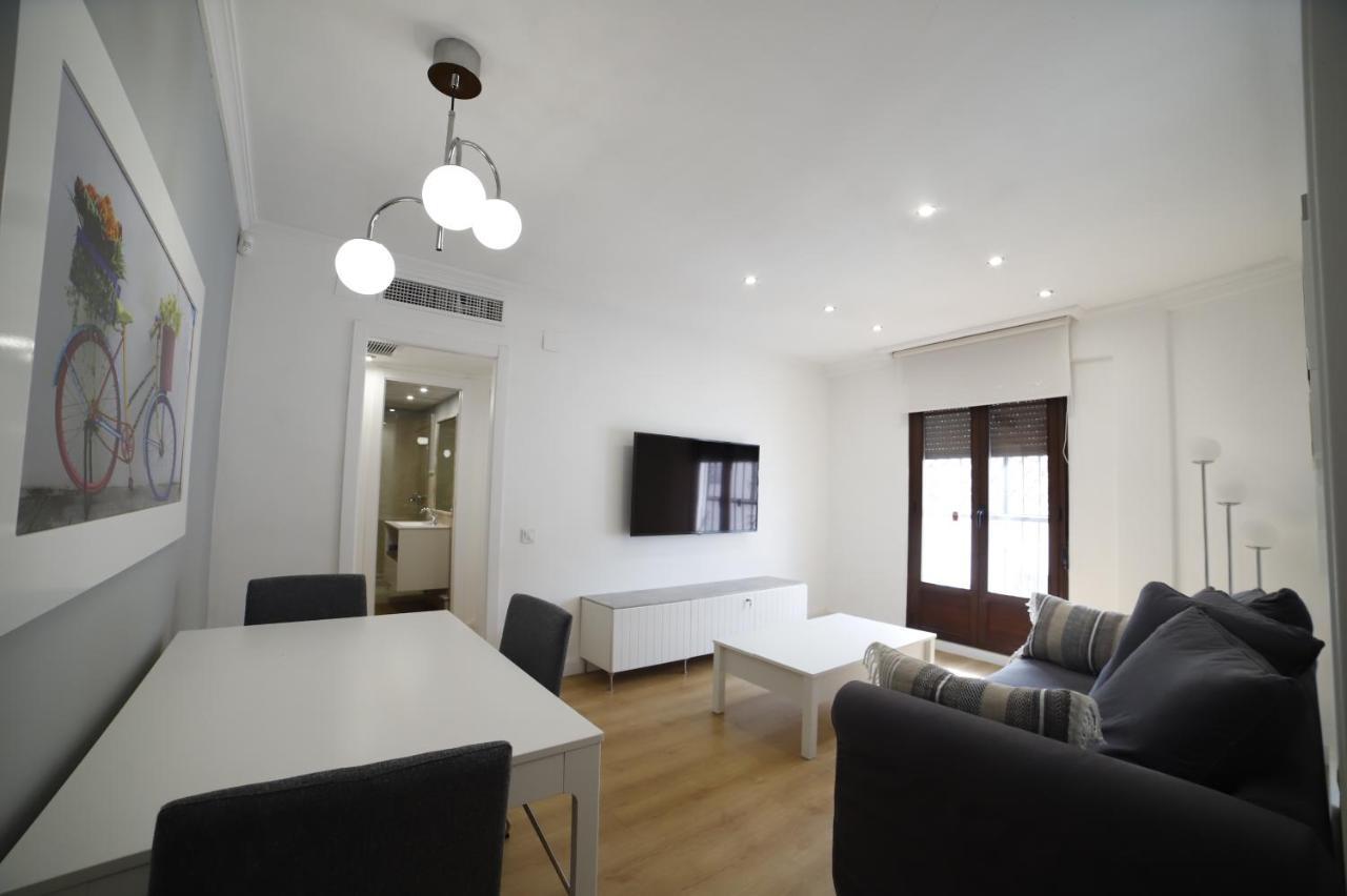 Apartamento En San Basilio Junto A Torre De Belen กอร์โดบา ภายนอก รูปภาพ